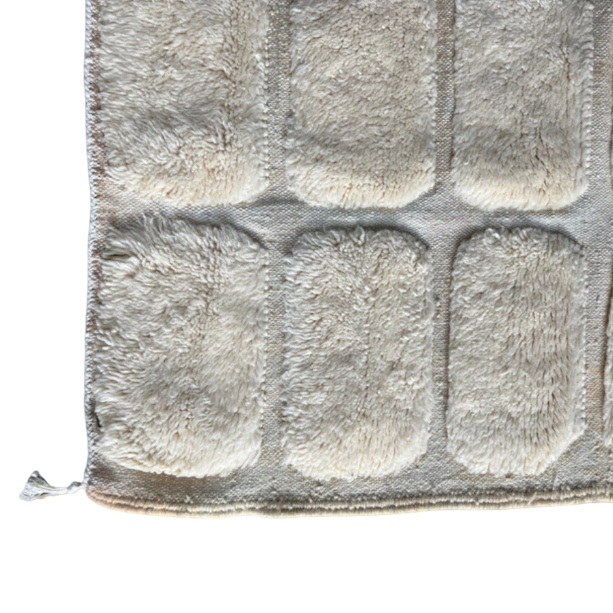 Thalia Rug - White - High-Low