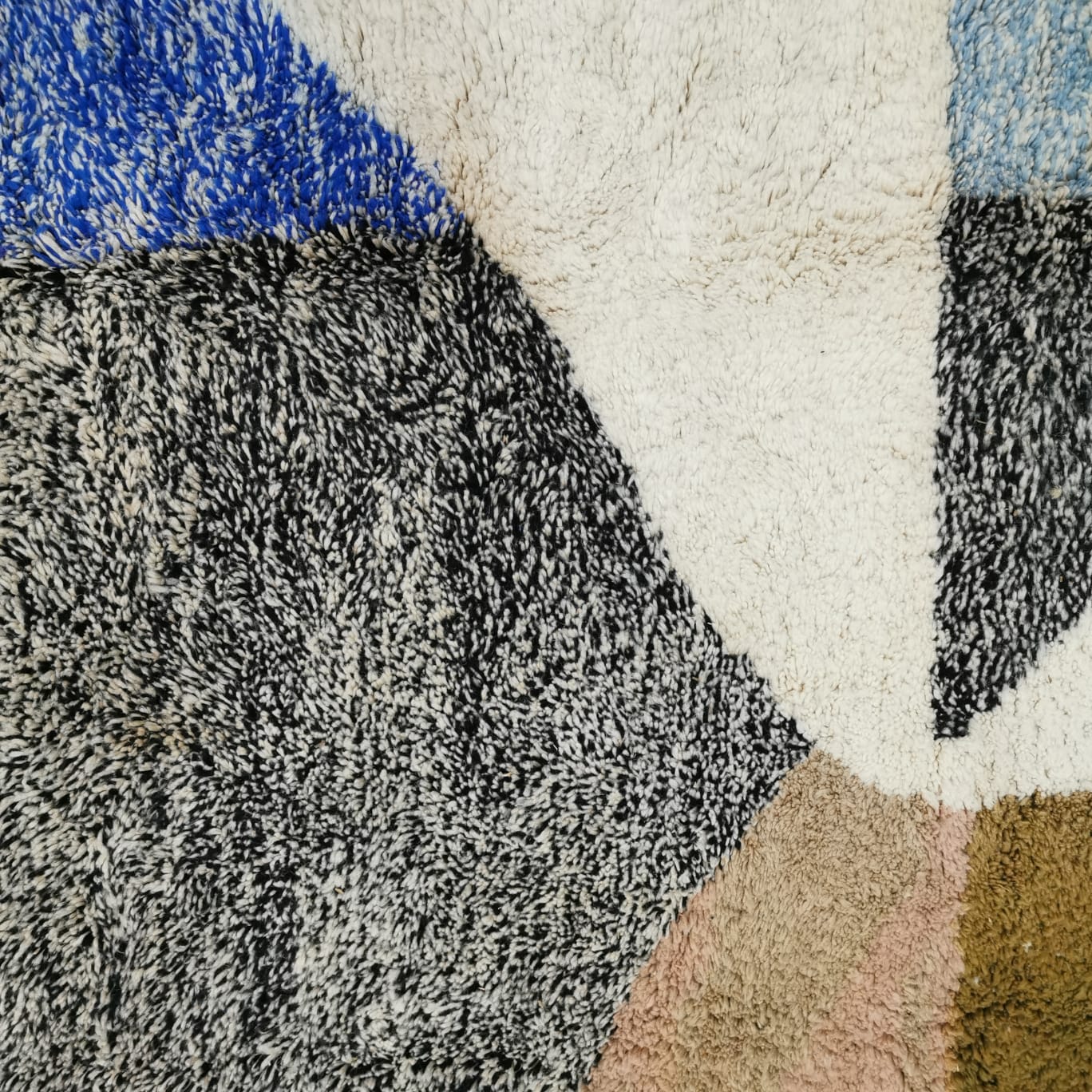 Echo Rug  - Knotted Weave