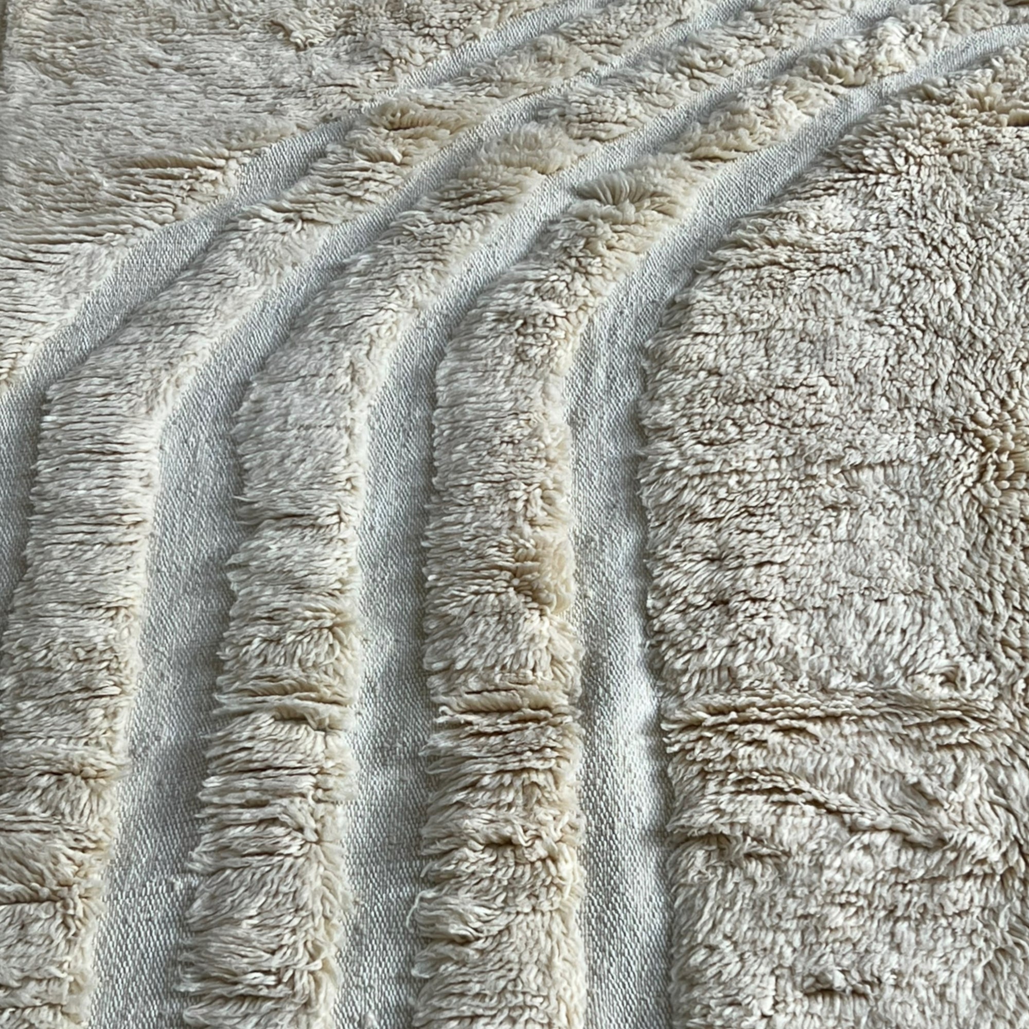 Brixton Rug - White | Orange - High-Low