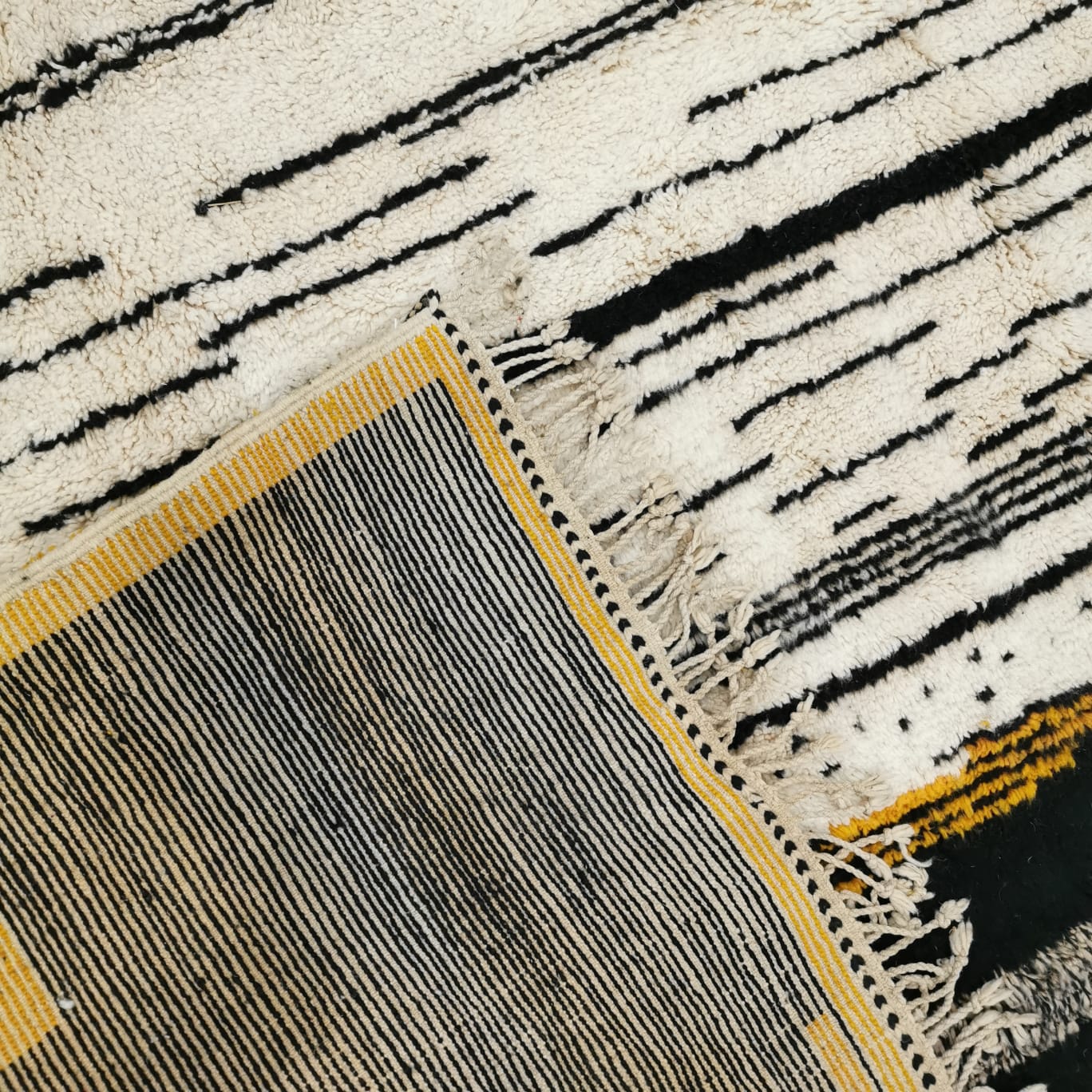 Bumble Rug  - Knotted Weave
