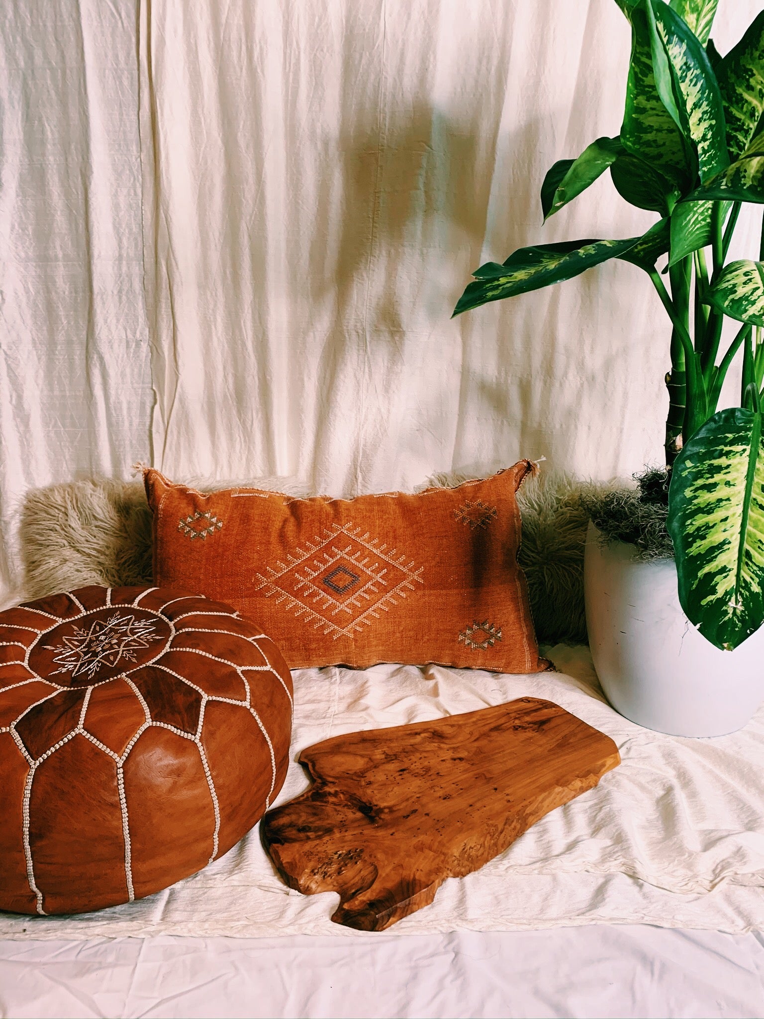 Handcrafted Leather Moroccan Pouf – Stylish & Versatile Home Décor